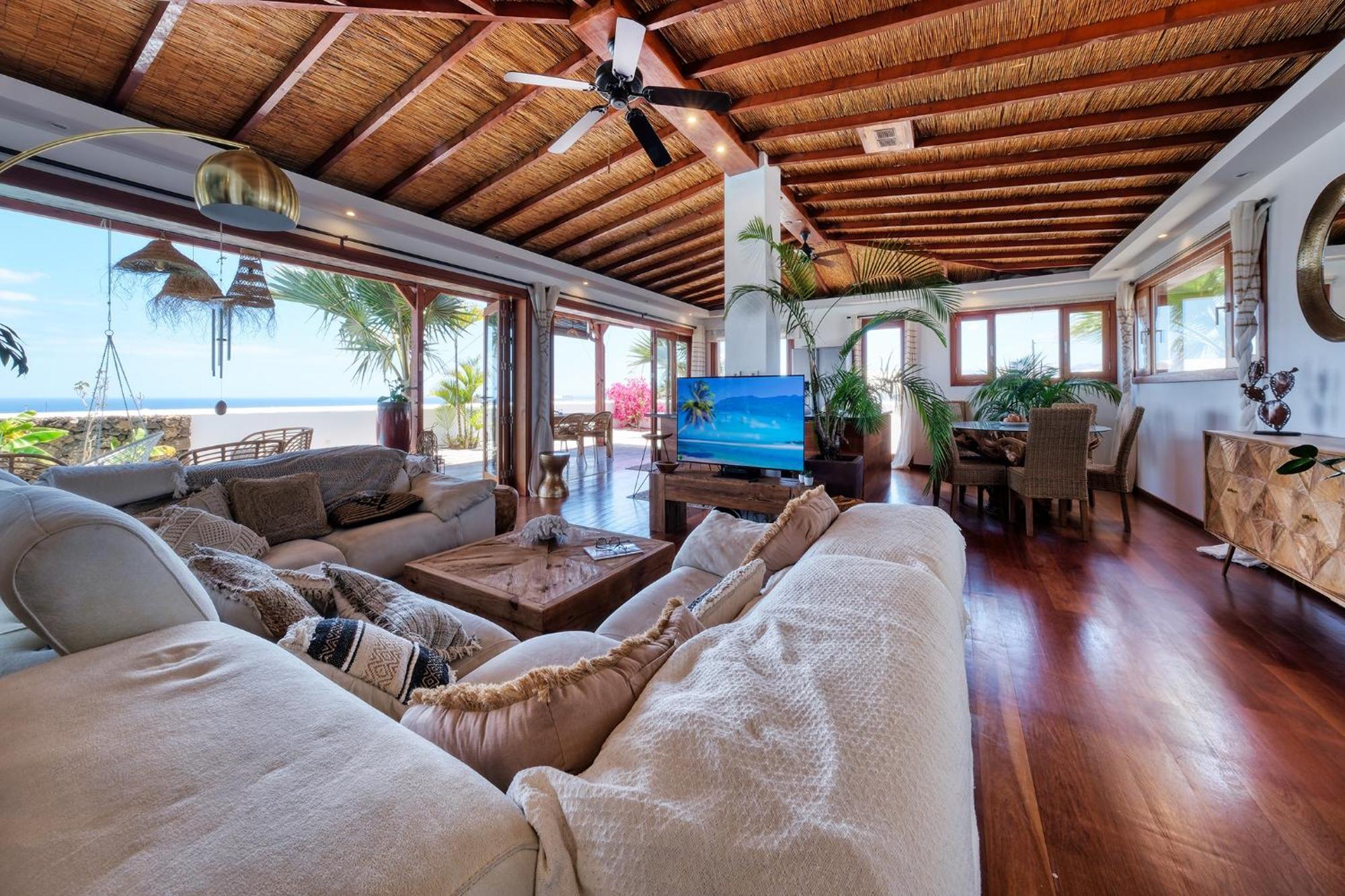 Villa Bali Sea Views بويرتو ذيل كارمين المظهر الخارجي الصورة